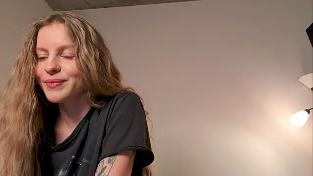 NikaCherie's cam snapshot