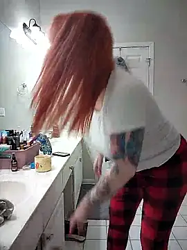 HollyTattoo live sex cam