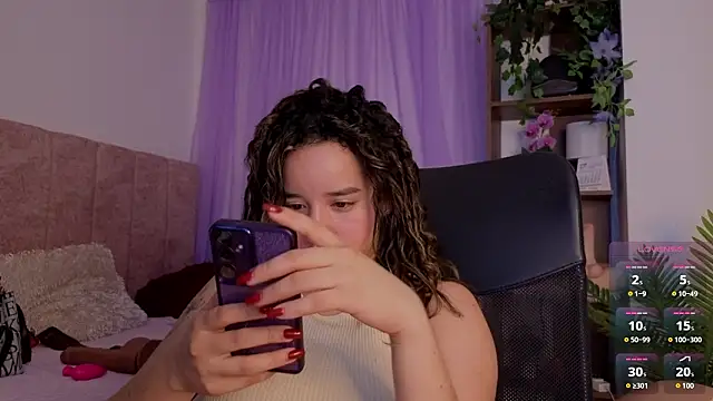 emilyrouxe's cam snapshot