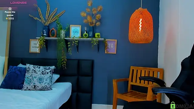 yessila_parker's cam snapshot