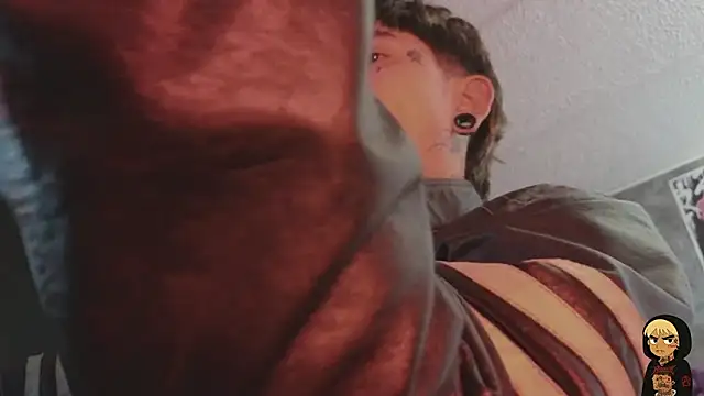 AcidMilo live sex cam