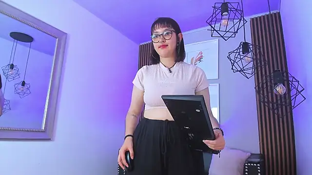 Violett_Prince1 live sex cam