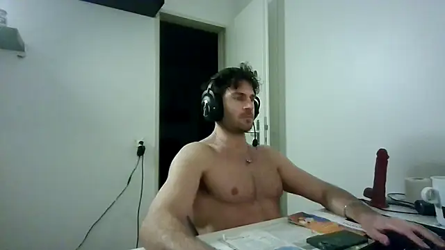 alpha-hunk's cam snapshot