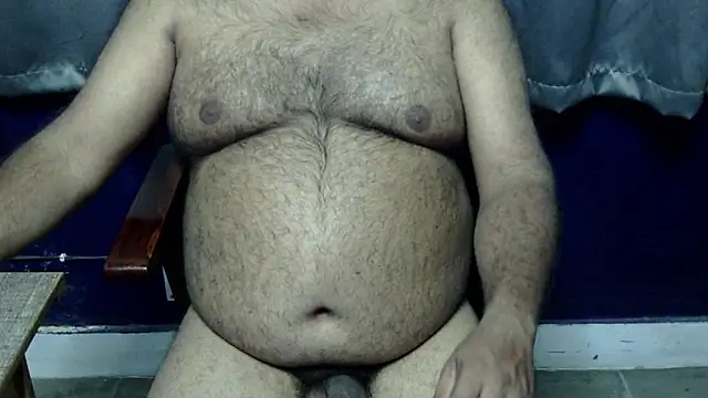 hairysubcub_70's cam snapshot