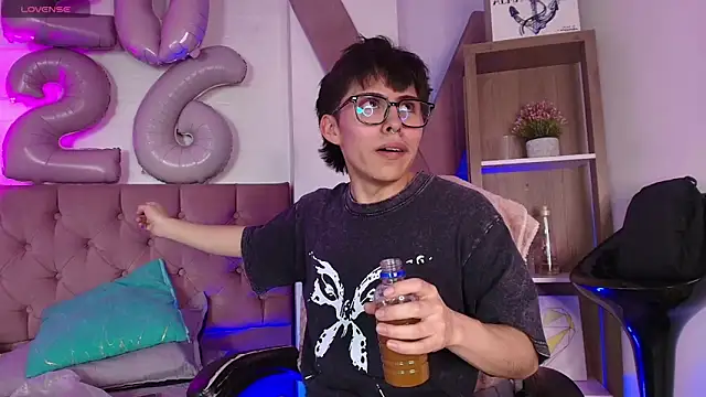 PepperTwink live sex cam