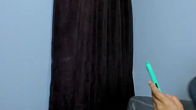 violet_and_myers live sex cam