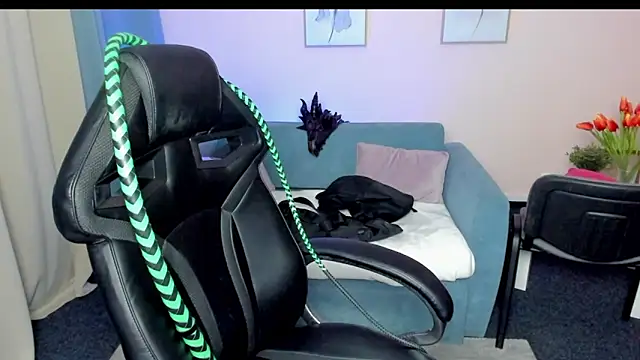 ToxicKittyy's cam snapshot