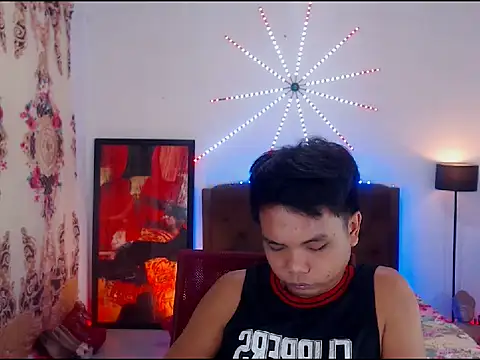 XExtraServiceManX's cam snapshot