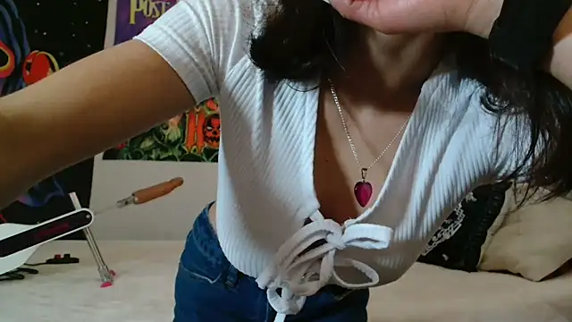 MINI_Petite's cam snapshot