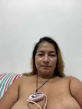 Jlo_69's cam snapshot