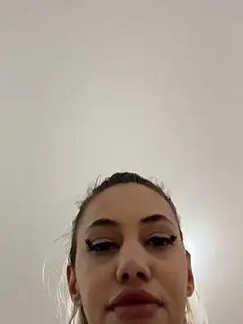 CellineGold's cam snapshot