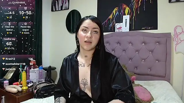 Emmie_Hot's cam snapshot