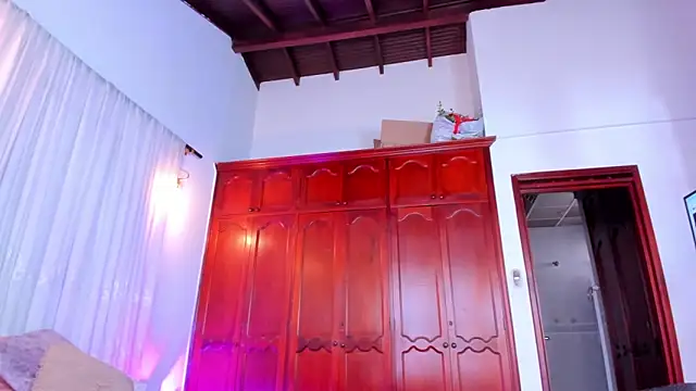 Shantal_777 live sex cam