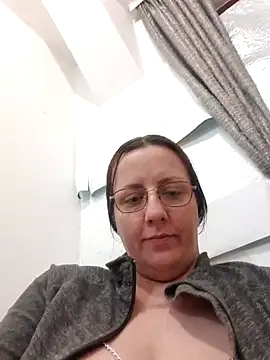 Goodass7 live sex cam