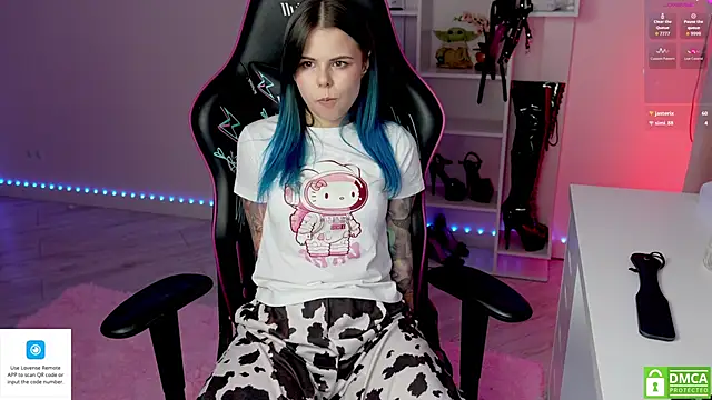 QueenAliceX's cam snapshot