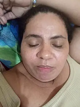 Ravena2290's cam snapshot