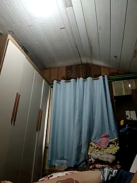 ruiviinhaah's cam snapshot