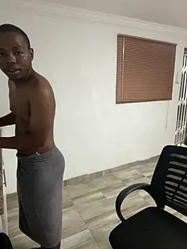 Phoenixxxx01 live sex cam