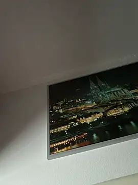 Hornyblond_Bella live sex cam