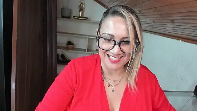 yayita_mature's cam snapshot