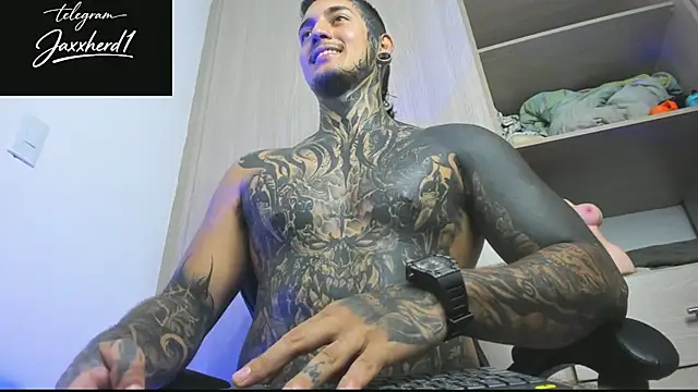 JAXXXONHERD live sex cam