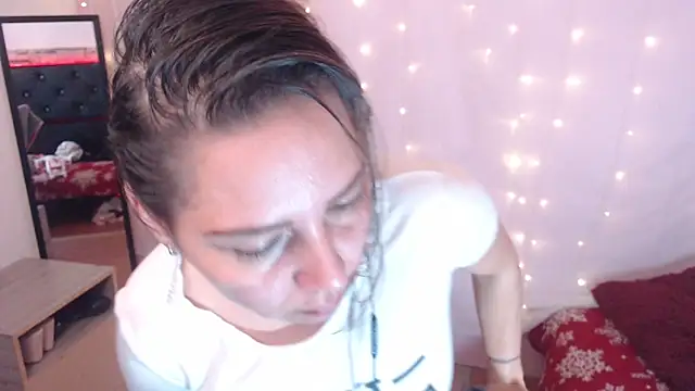 camila_delarosa's cam snapshot