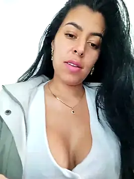 Luianna's cam snapshot