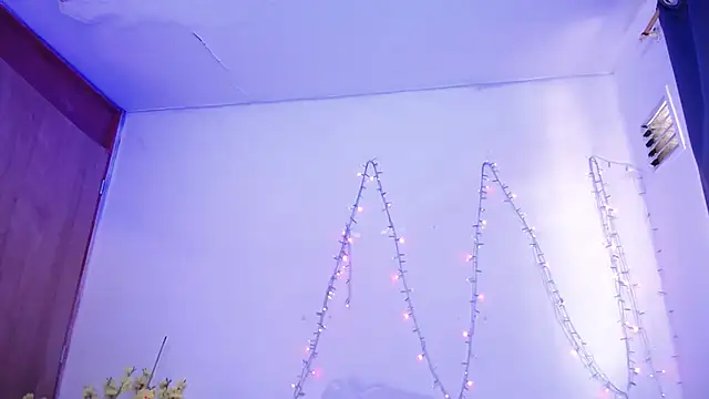 Nicol_Love0's cam snapshot