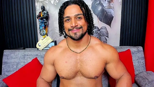 MikeEstevess live sex cam