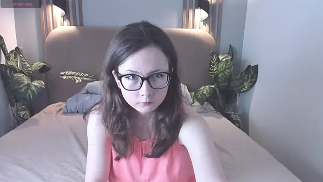 OliviaTurnery live sex cam