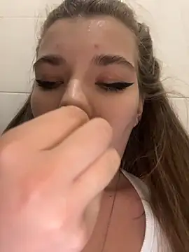 Holy_Tereza live sex cam