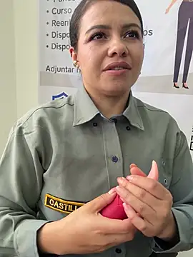 Ariana-07 live sex cam