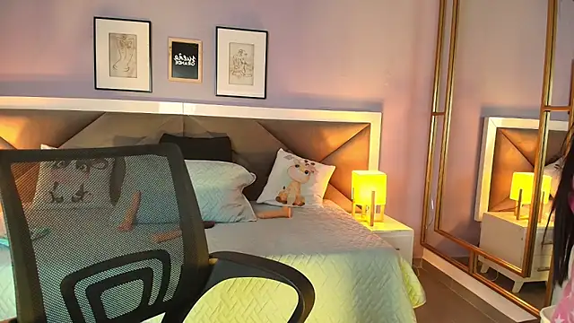 lisa_casper's cam snapshot