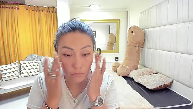 gaby_trent's cam snapshot