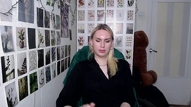 CapriScorpion live sex cam