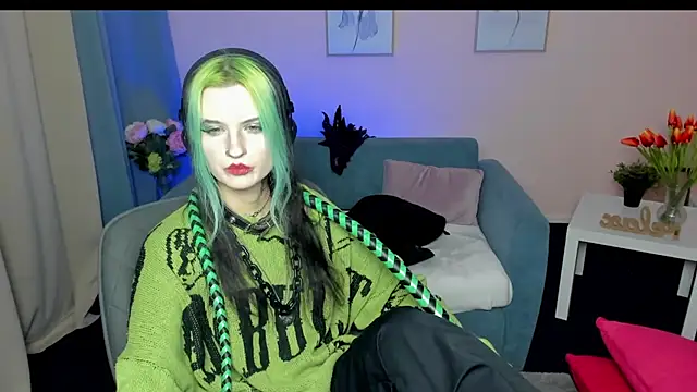 ToxicKittyy live sex cam