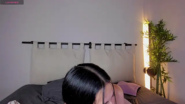 ella__olmos's cam snapshot