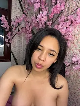 Esmerald_1111 live sex cam