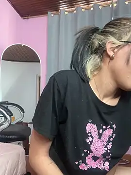 _zoe_bakerr's cam snapshot