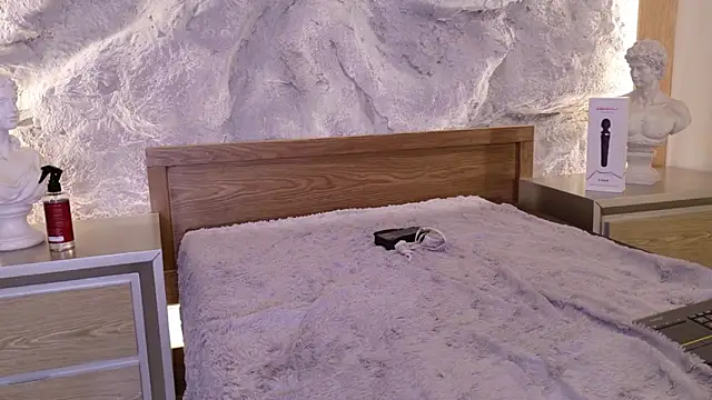 bella_mush's cam snapshot