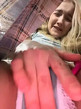 -teenytiny-'s cam snapshot