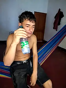 attractive-sexx's cam snapshot