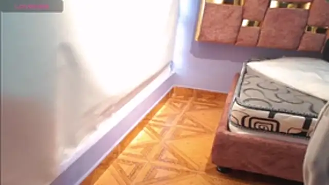 valery_cute_18's cam snapshot