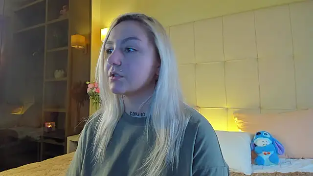 Debbie_Taylor's cam snapshot