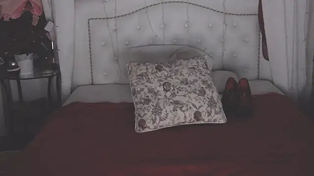 SilviaHart live sex cam