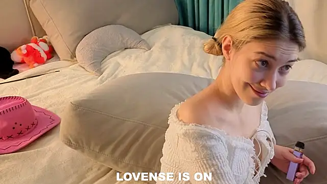 AngelicRice's cam snapshot