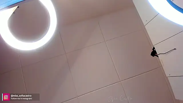 miss_sofiaa's cam snapshot