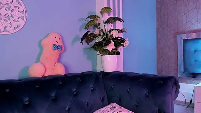 BellaSwwan's cam snapshot