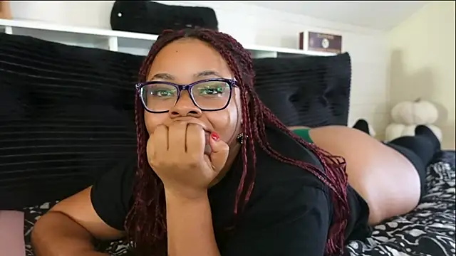 -khayaparker's cam snapshot