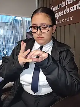 Cute_Penelope's cam snapshot